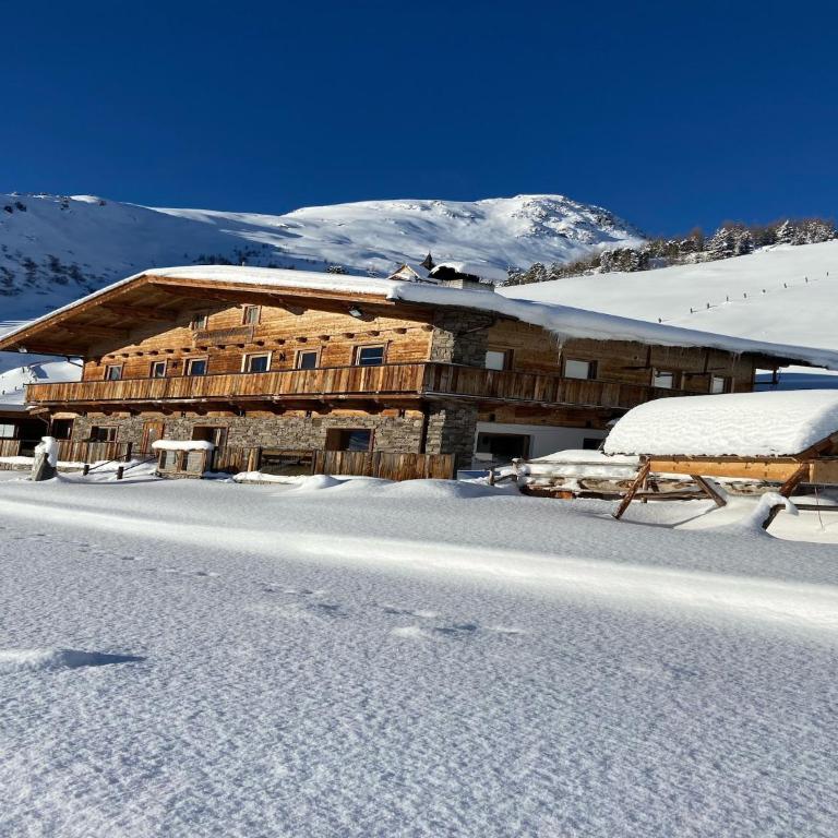 Unique alpine pasture in the Zillertal mountains - Ferienhaus mit 7 Schlafzimmern - 35