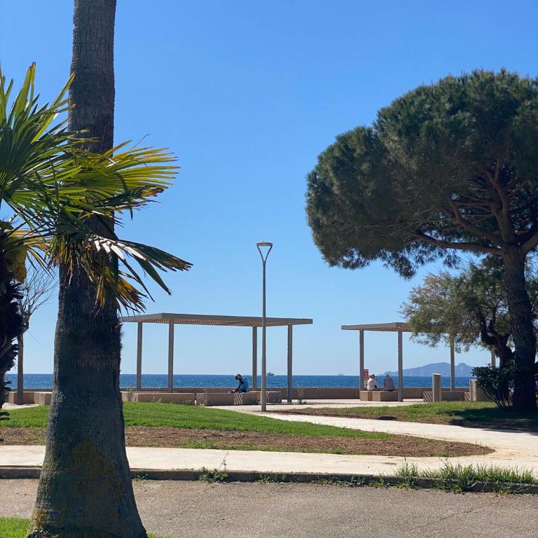 Très beau T2 proximité plage - Appartement 2 Chambres - 9