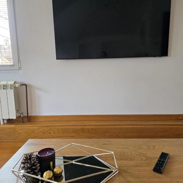 Modern cozy Apartment 58m2 - Apartman sa 1 Spavaćom Sobom - 55