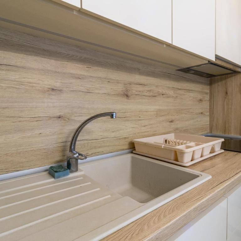 Mareluna Long Beach by Odea Stays - Superior Apartment with Balcony - 1