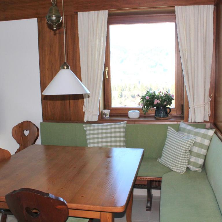 Ferienwohnung Nietmann - Apartment mit 1 Schlafzimmer, Balkon und Bergblick - 13