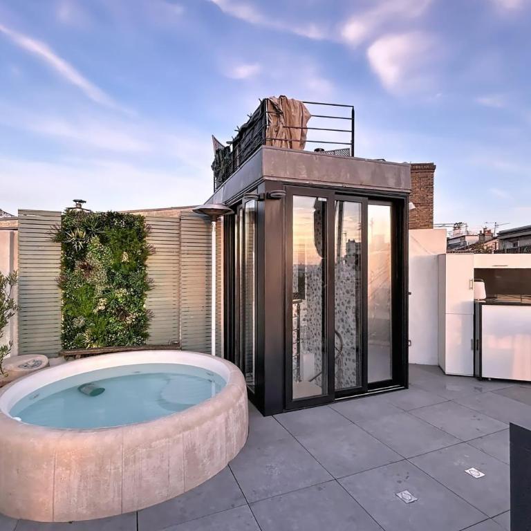 Maison avec rooftop et jacuzzi Vue Tour Eiffel - Maison de Vacances - 5