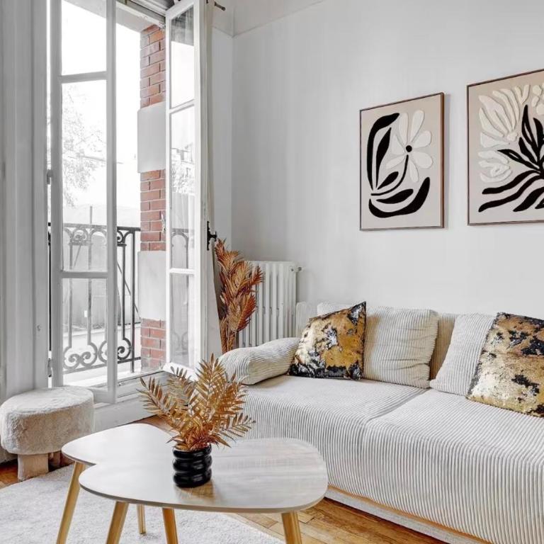 Bright & Cozy Paris Apartment with Balcony - Appartement 1 Chambre - 1