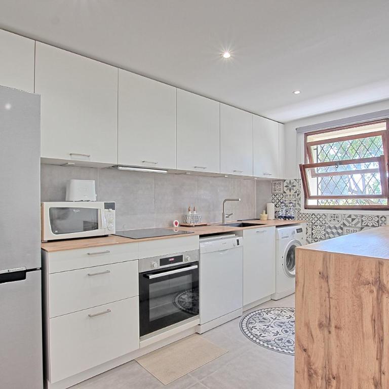 Appartement Les Amandiers, Le Cannet, proche Cannes Centre - Appartement 1 Chambre - Vue sur Jardin - 5