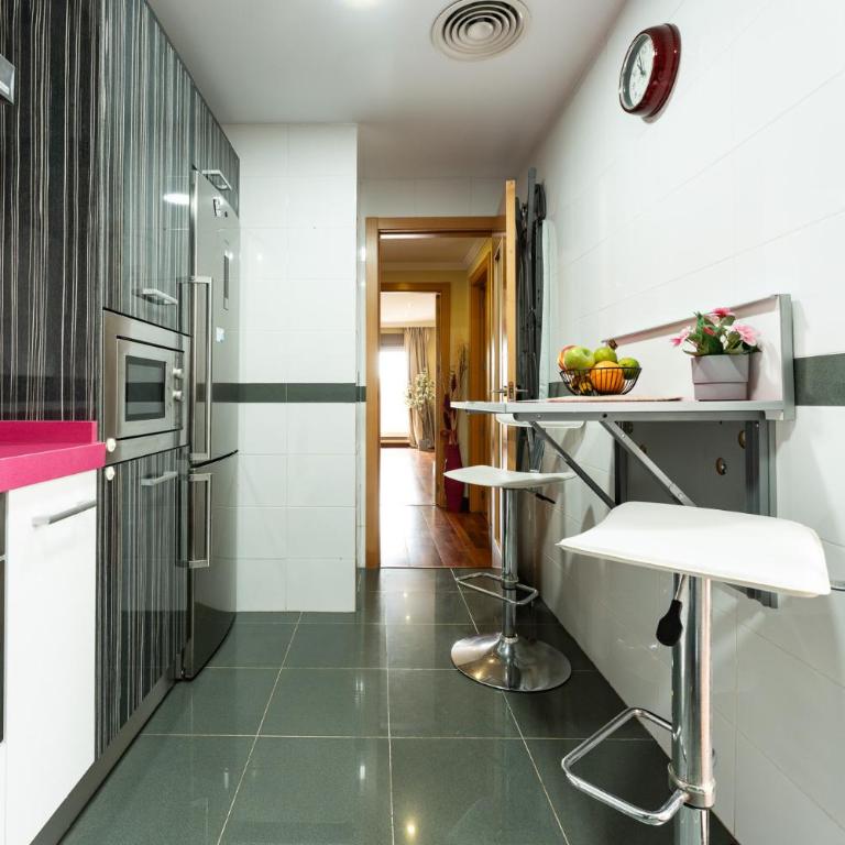 MalagaSuite Pinillo Pool & Parking - Apartamento de 2 dormitorios con terraza - 18