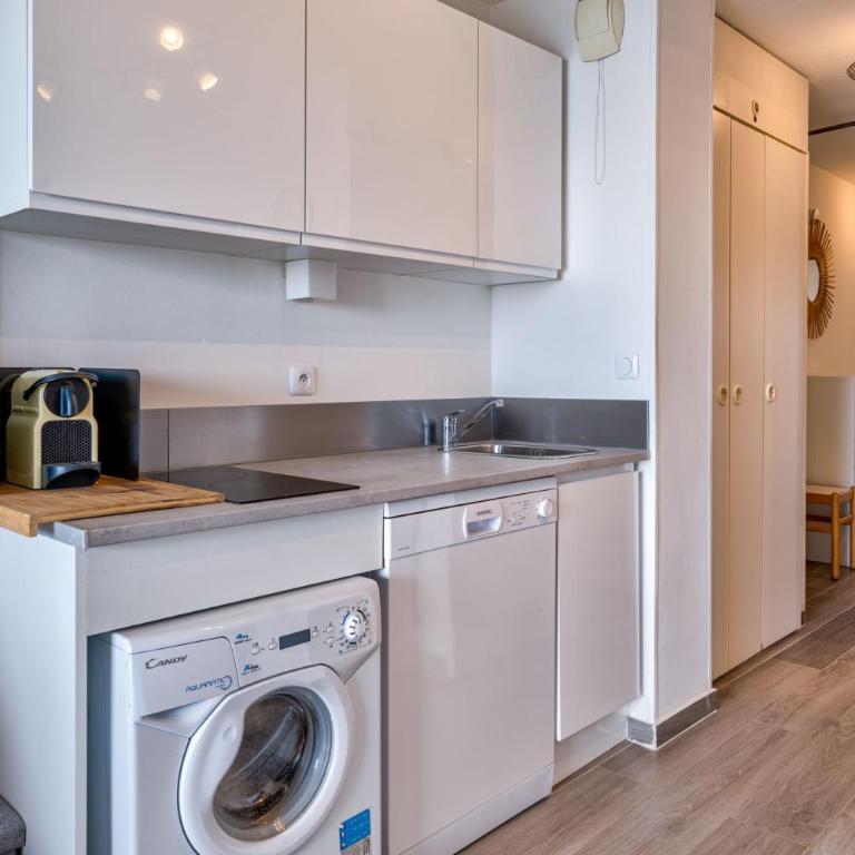 La Palme d'Azur - Appartement 1 Chambre avec Balcon et Vue sur Mer - 9