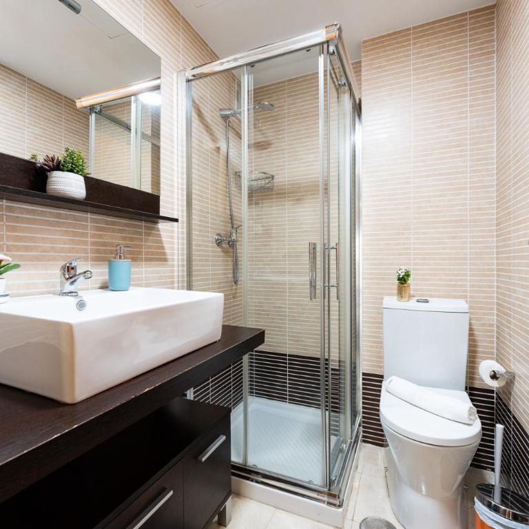 MalagaSuite Pinillo Pool & Parking - Apartamento de 2 dormitorios con terraza - 28