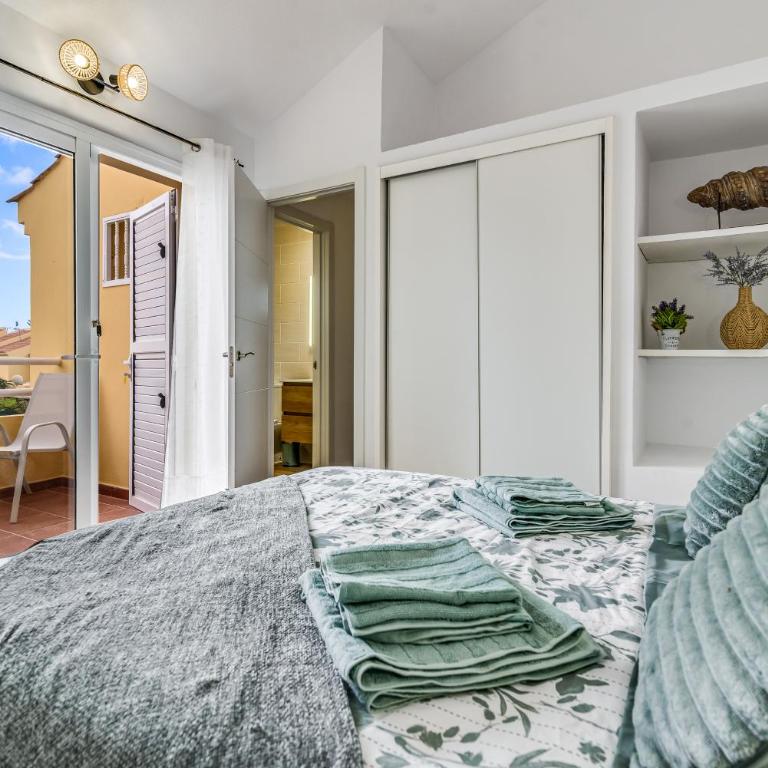 Home2Book Stylish Duplex Pool & Terrace Maspalomas - One-Bedroom Apartment - 2