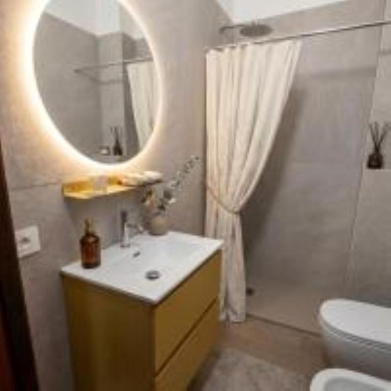 Simohouse Lecce - Executive Suite Apartment 140mq - 2 Bathrooms - Appartamento con 2 Camere da Letto - 23