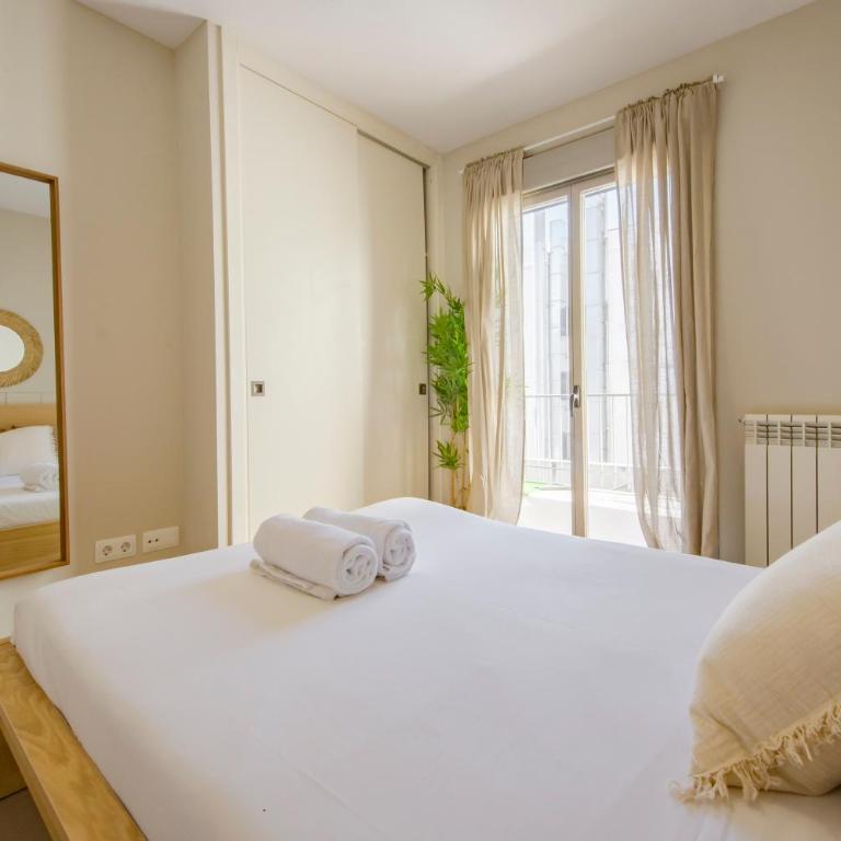 Descanso para 6 en Adrian Pulido con Parking - Two-Bedroom Apartment - 26