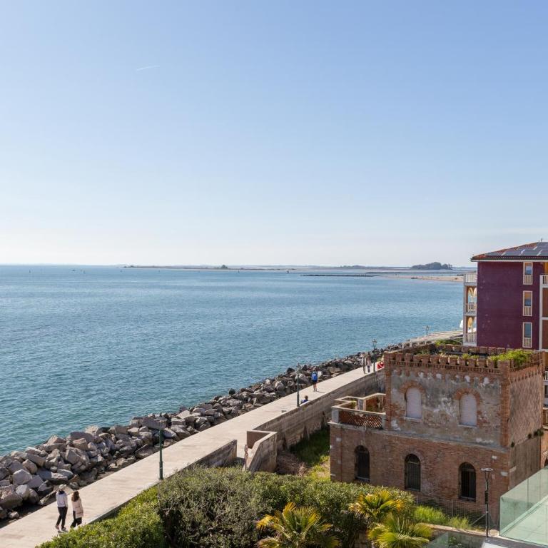 Fronte mare con parcheggio! - Appartamento con 2 Camere da Letto - 6