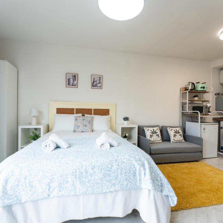 MalagaSuite Downtown Apartment Torremolinos - Apartamento con terraza - 9