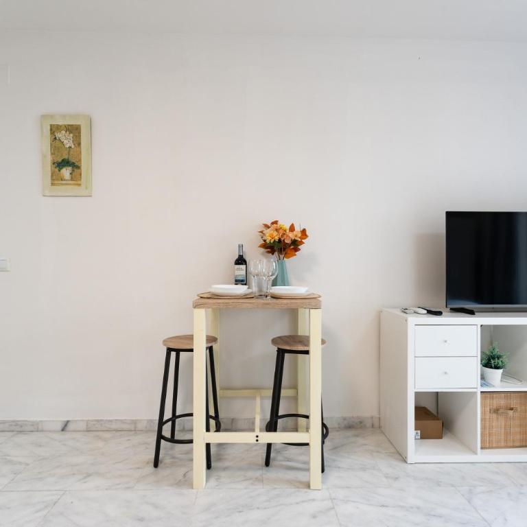 MalagaSuite Downtown Apartment Torremolinos - Apartamento con terraza - 6