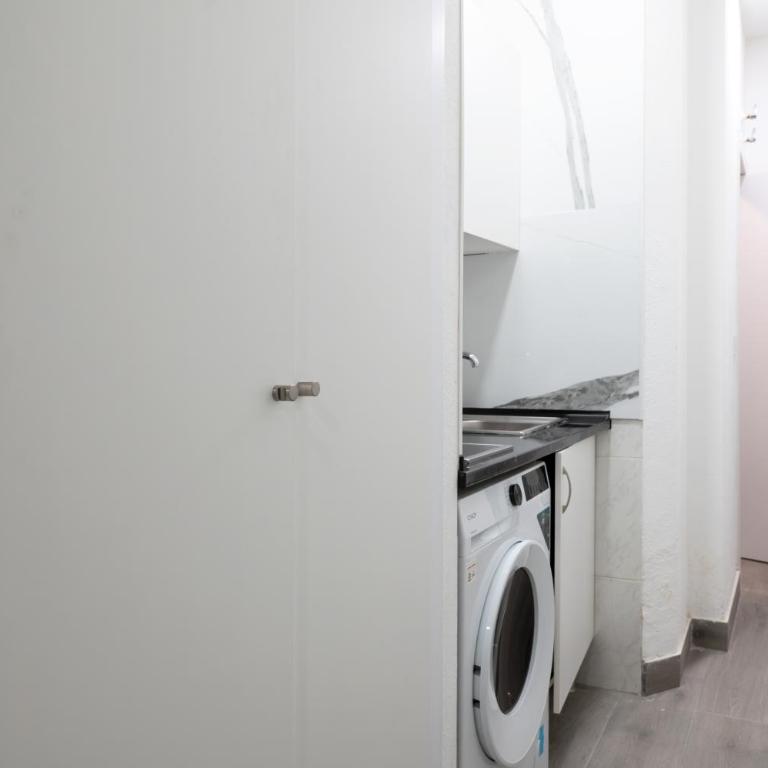 City Soft Urban Space Madrid - One-Bedroom Apartment - 8