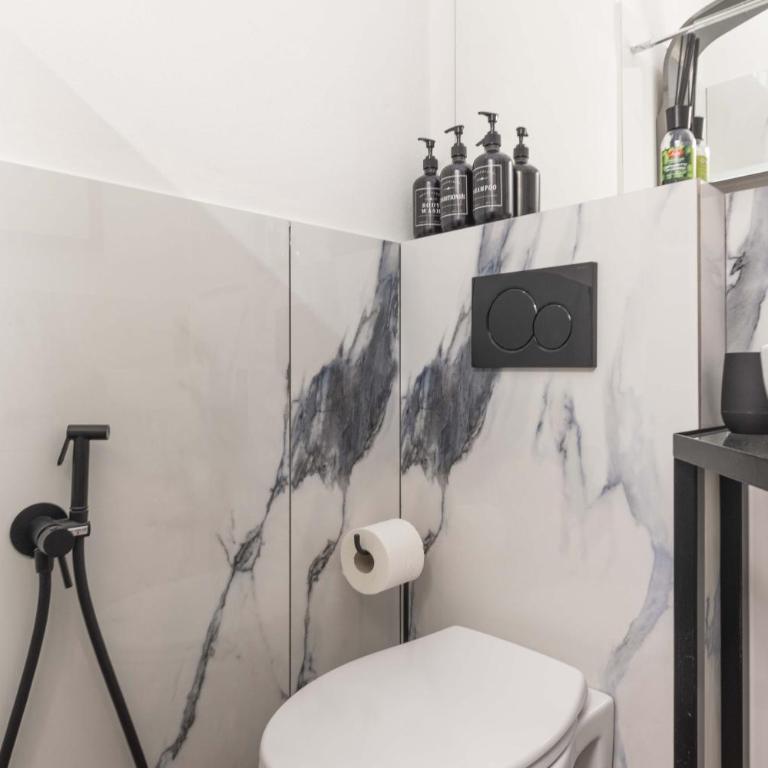 Italian Experience-Maison d'Alice - Appartamento con doccia - 37