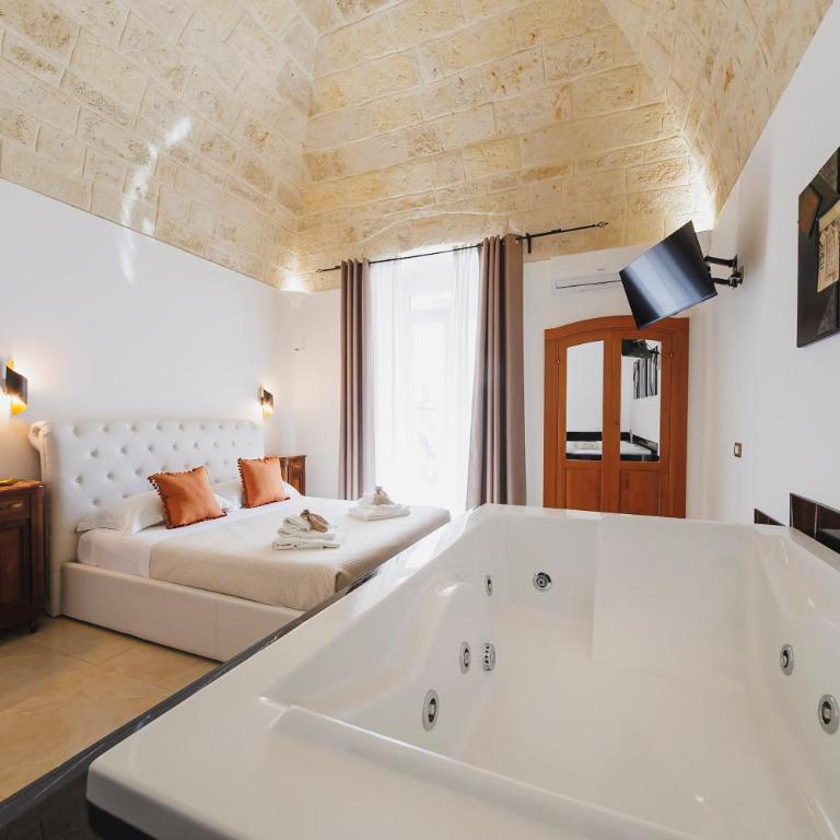 Ventidue Venti - Queen Room with Spa Bath - 34
