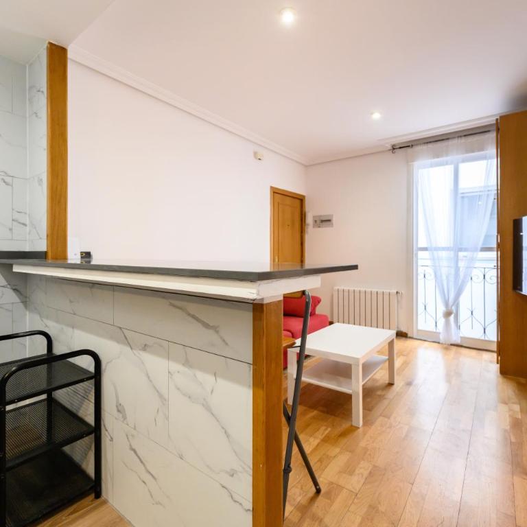 VAL203E - Piso de un 1 dormitorio en el Centro de Madrid - Alquiler temporal - One-Bedroom Apartment - 13
