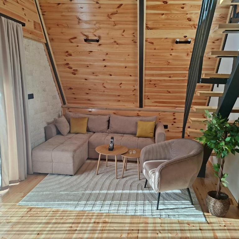Pine Forest Chalet - Kuća sa 2 Spavaće Sobe - 1