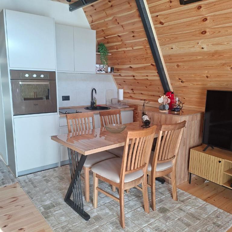 Pine Forest Chalet - Kuća sa 2 Spavaće Sobe - 5