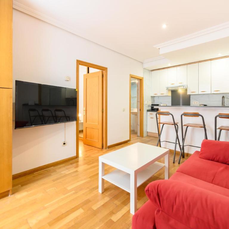 VAL203E - Piso de un 1 dormitorio en el Centro de Madrid - Alquiler temporal - One-Bedroom Apartment - 2