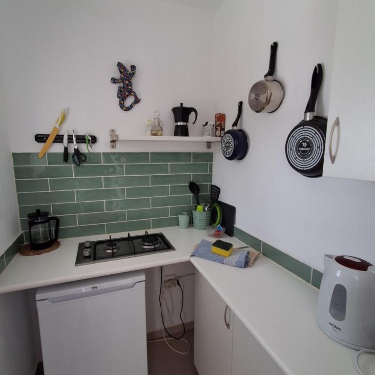 Casita Mona - Attractive Studio Apartment 4kms from the beach - One-Bedroom Apartment - 6