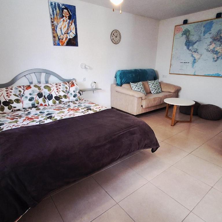 Casita Mona - Attractive Studio Apartment 4kms from the beach - One-Bedroom Apartment - 3
