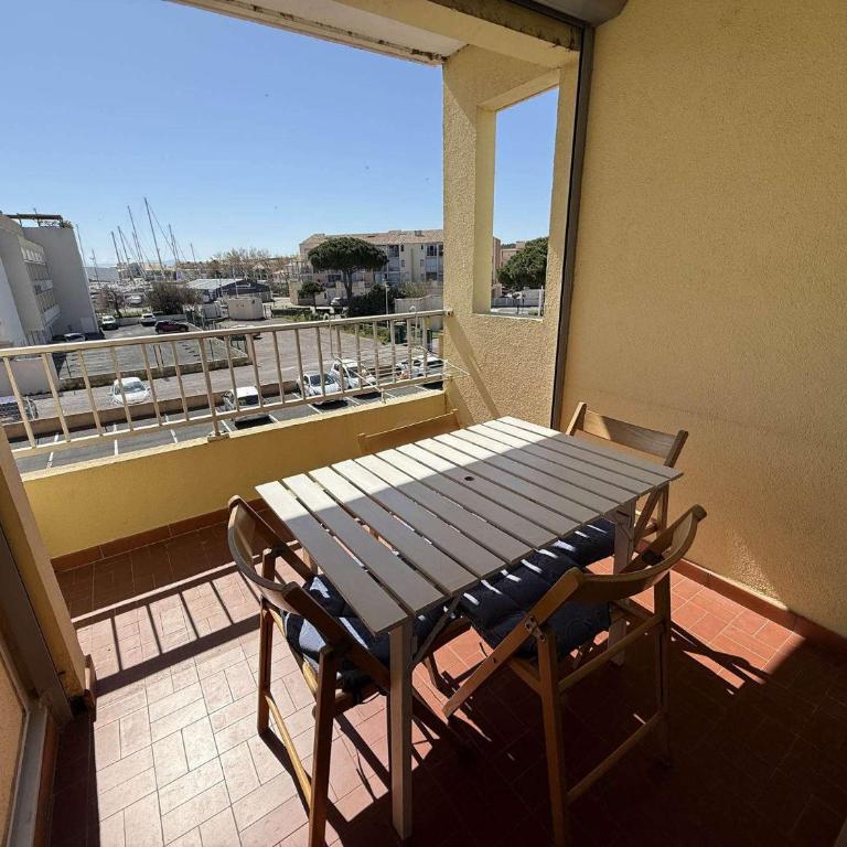 AIG 62 – Studio cabine – Résidence Voile d’Oc – Gruissan – 4 personnes - Appartement avec Balcon - 3