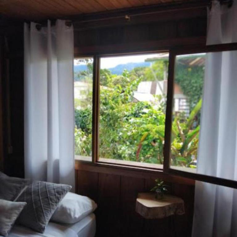 The Temple III, Mindo - Triple Room with Private Bathroom - 5