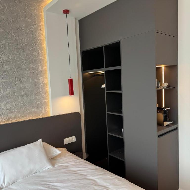 Dorćol Center Suites 2 - Dvokrevetna Soba sa Bračnim Krevetom i Terasom - 3