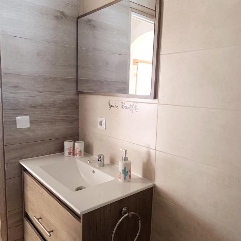 Apartamentos Serenity - Apartamento 1 dormitorio con vistas al mar y terraza - 33