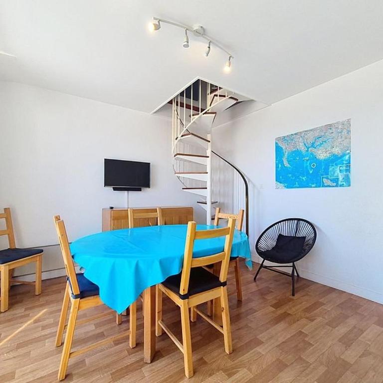 Quiberon - 2 Pièces + Mezzanine avec 2 Balcons, Parking, Près de la Mer - FR-1-478-125 - Apartment (5 Erwachsene) - 3