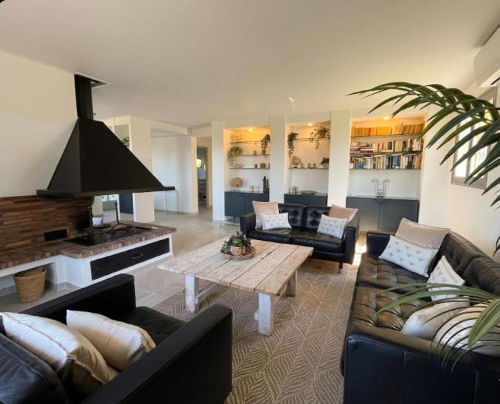 Villa Oasis sea view with 4 bedrooms swimming pool garden - Villa - 18