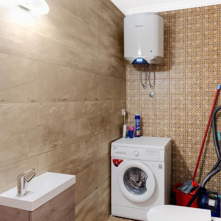Sea Shine - Three-Bedroom Superior Apartment - 7