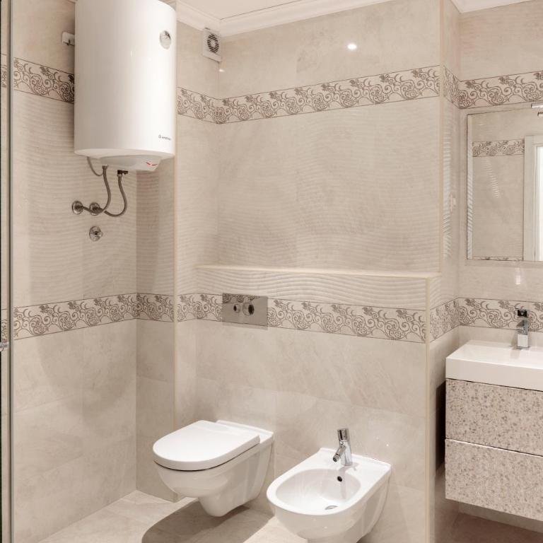 Sea Shine - Three-Bedroom Superior Apartment - 12