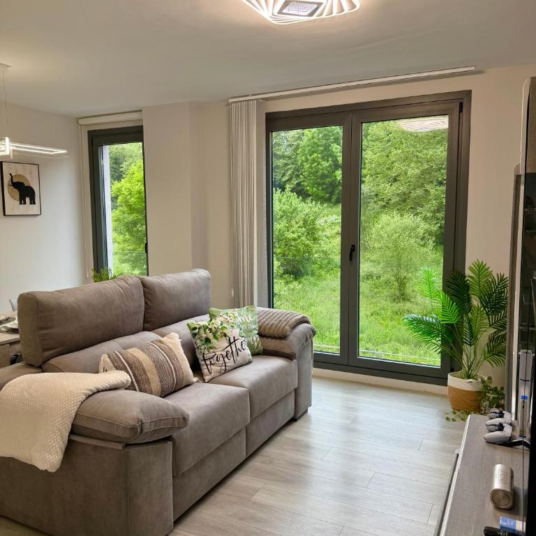 ¡Al lado de la Clínica Oftalmológica Vega! - Apartamento de 2 dormitorios - 25