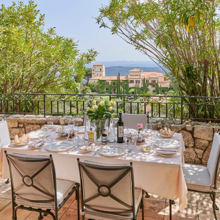 Château Saint-Martin & Spa, Oetker Hotels - Suite avec Terrasse - 1