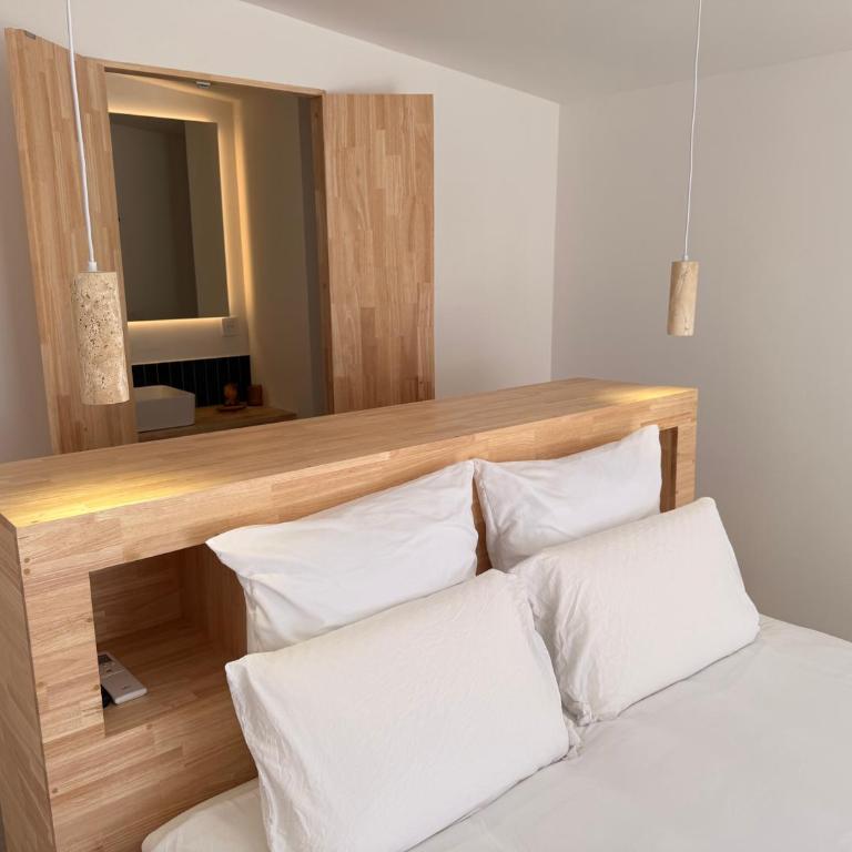 La Maison De Ville - Piscine & SPA - Chambre Double - Vue sur Piscine - 2