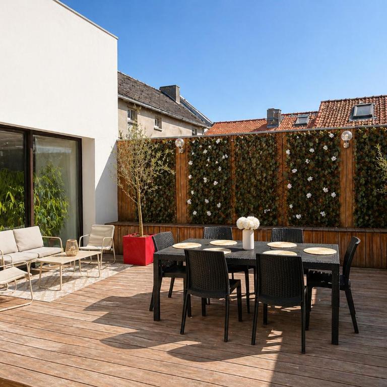 Le Patio Secret, Duplex haut de gamme avec terrasse en centre ville - Apartment - 1