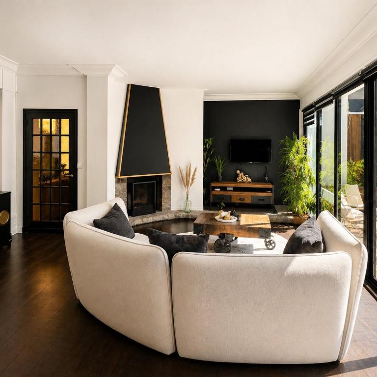 Le Patio Secret, Duplex haut de gamme avec terrasse en centre ville - Apartment - 5
