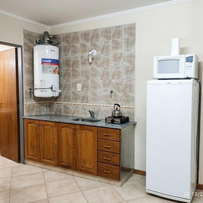 Dpto Céntrico en el corazón de Mendoza - Four-Bedroom Apartment - 6