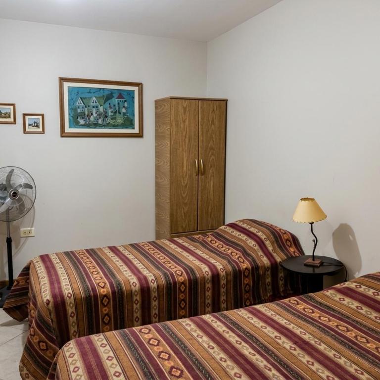 Dpto Céntrico en el corazón de Mendoza - Four-Bedroom Apartment - 8