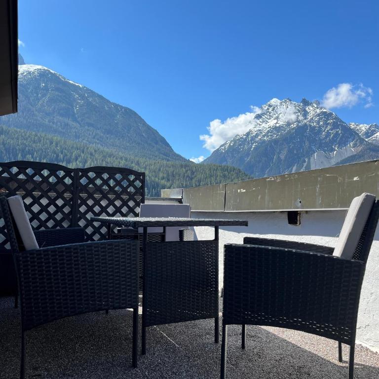 Chasa Macun - Apartment mit Blick auf die Berge - 18