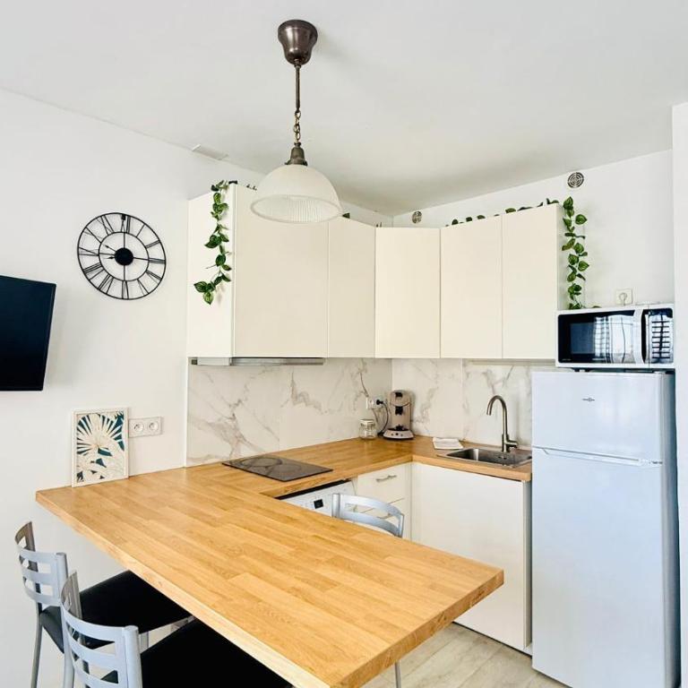 50m Plage - T2 Climatisés, Studio & Wifi - Studio - 8