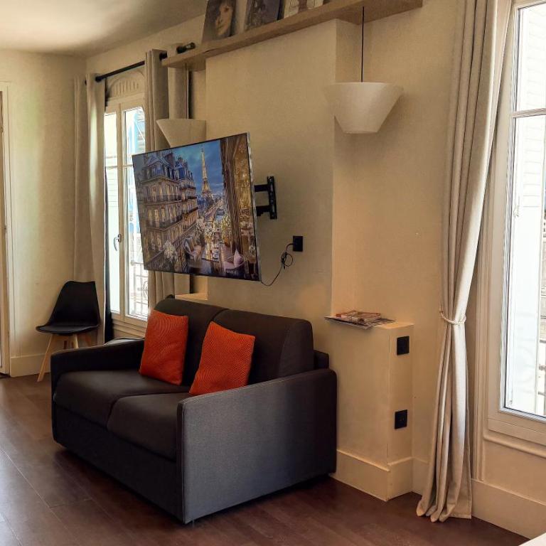 Marais, Rue Beaubourg - 6 places - Appartement 2 Pièces - 33