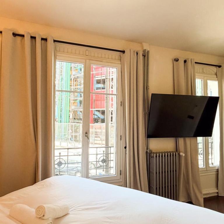 Marais, Rue Beaubourg - 6 places - Appartement 2 Pièces - 35