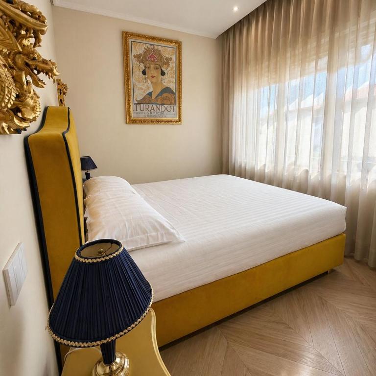 Puccini Luxury Rooms - Camera Tripla - 6