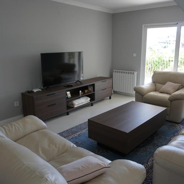 Dvosoban apartman sa pogledom - Trebinje - Two-Bedroom Apartment - 3