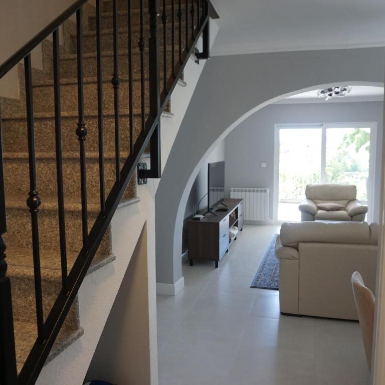 Dvosoban apartman sa pogledom - Trebinje - Two-Bedroom Apartment - 2