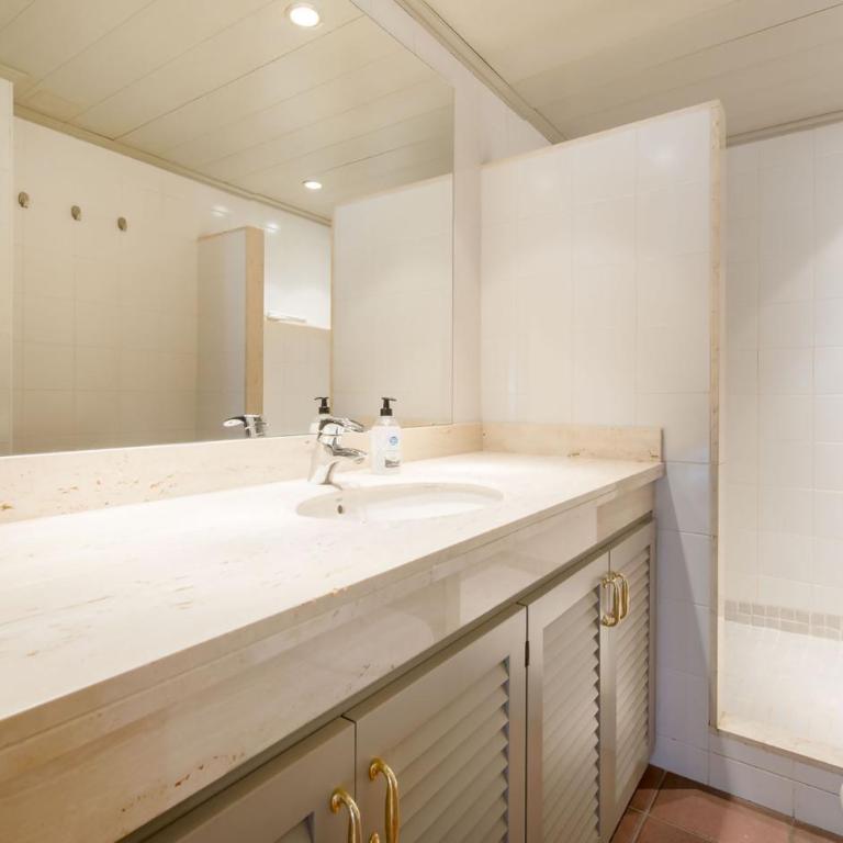 Luxury Rocamar – Primera Línea y Terraza - Apartamento de 3 dormitorios - 19