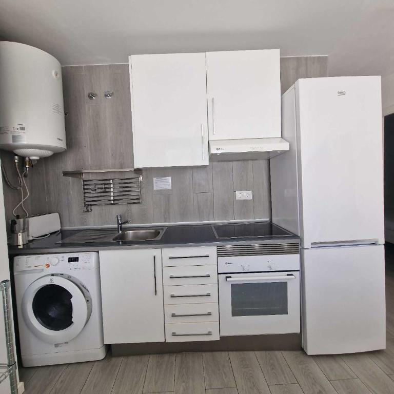 300 Meters to Pedregalejo Beach | Work-Friendly - Apartamento de 3 dormitorios - 13